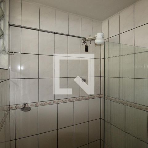 Casa à venda com 350m², 5 quartos e 2 vagasBanheiro 