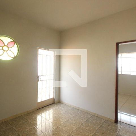 Casa à venda com 350m², 5 quartos e 2 vagasSala de jantar 