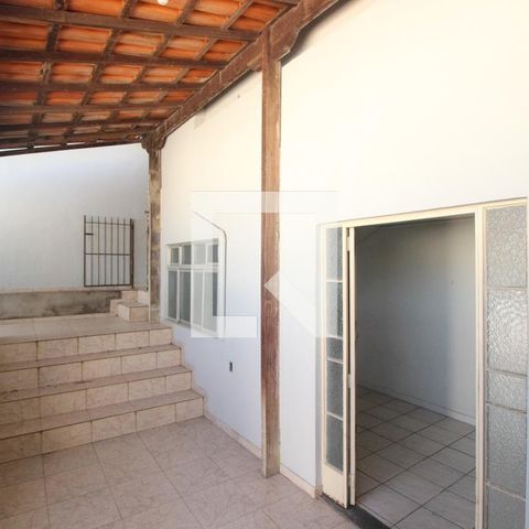 Casa à venda com 350m², 5 quartos e 2 vagasVaranda 