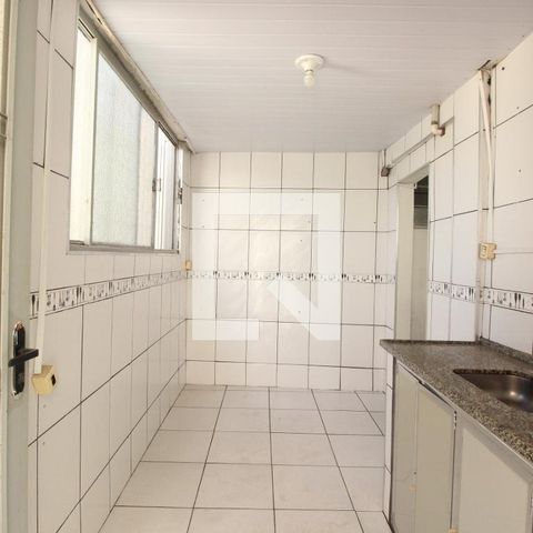 Casa à venda com 350m², 5 quartos e 2 vagasCozinha 