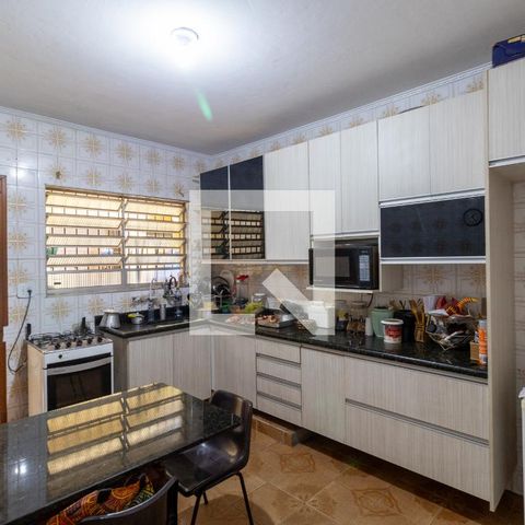 Casa à venda com 123m², 3 quartos e 2 vagas Casa à venda com 123m², 3 quartos e 2 vagasCozinha