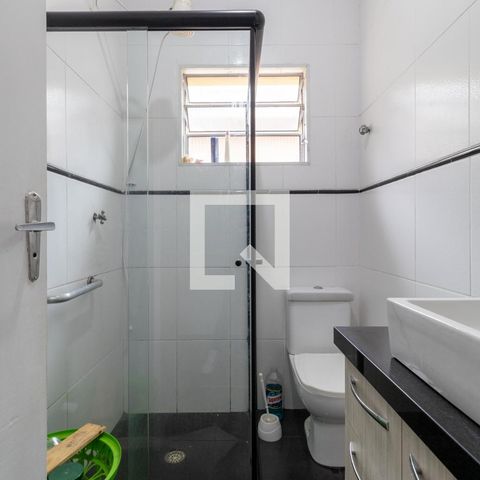 Casa à venda com 123m², 3 quartos e 2 vagas Casa à venda com 123m², 3 quartos e 2 vagasBanheiro
