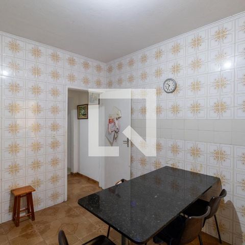 Casa à venda com 123m², 3 quartos e 2 vagas Casa à venda com 123m², 3 quartos e 2 vagasCozinha