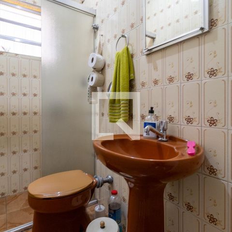 Casa à venda com 123m², 3 quartos e 2 vagas Casa à venda com 123m², 3 quartos e 2 vagasBanheiro 2