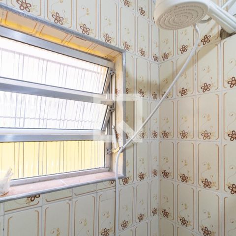 Casa à venda com 123m², 3 quartos e 2 vagas Casa à venda com 123m², 3 quartos e 2 vagasBanheiro 2