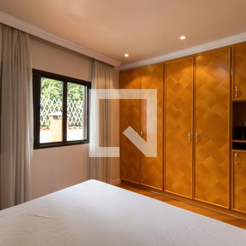 Casa de condomínio à venda com 225m², 3 quartos e 4 vagas Casa de condomínio à venda com 225m², 3 quartos e 4 vagasQuarto 2