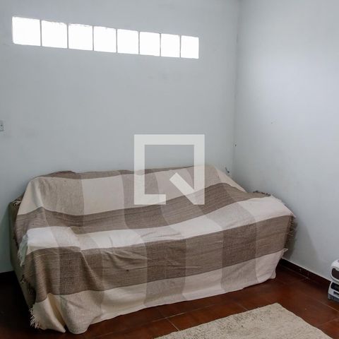 Casa à venda com 280m², 5 quartos e 2 vagas Casa à venda com 280m², 5 quartos e 2 vagasÁrea comum