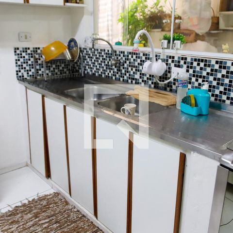 Casa à venda com 280m², 5 quartos e 2 vagas Casa à venda com 280m², 5 quartos e 2 vagascozinha