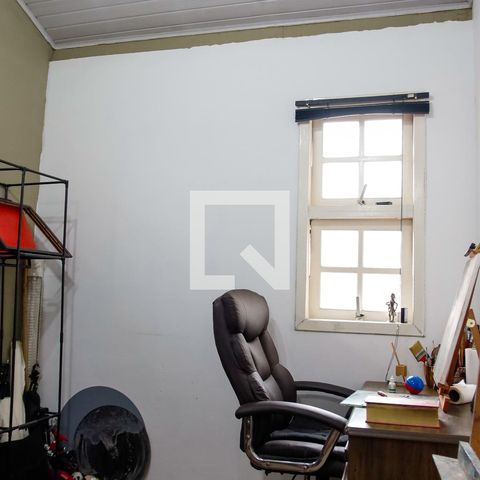 Casa à venda com 280m², 5 quartos e 2 vagas Casa à venda com 280m², 5 quartos e 2 vagasQuarto 2