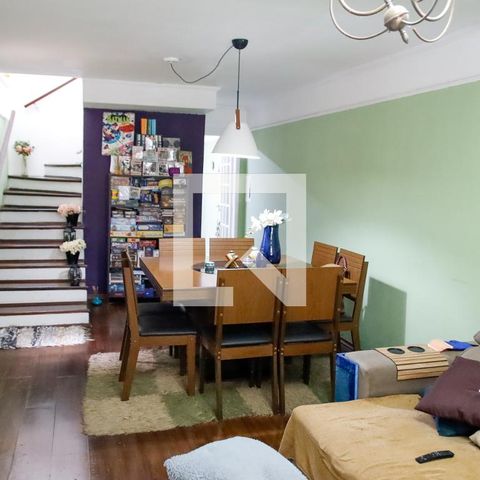 Casa à venda com 280m², 5 quartos e 2 vagas Casa à venda com 280m², 5 quartos e 2 vagassala