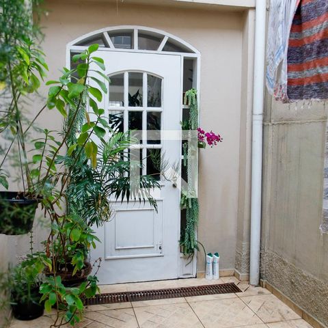 Casa à venda com 280m², 5 quartos e 2 vagas Casa à venda com 280m², 5 quartos e 2 vagasÁrea comum