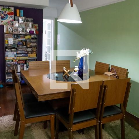Casa à venda com 280m², 5 quartos e 2 vagas Casa à venda com 280m², 5 quartos e 2 vagassala