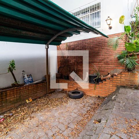 Casa à venda com 120m², 3 quartos e 2 vagas Casa à venda com 120m², 3 quartos e 2 vagasGaragem