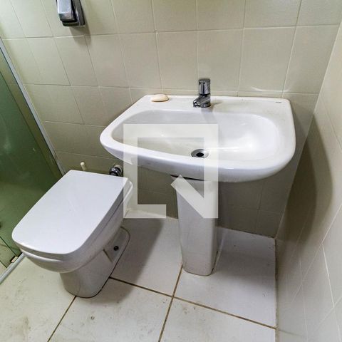 Casa à venda com 120m², 3 quartos e 2 vagas Casa à venda com 120m², 3 quartos e 2 vagasBanheiro