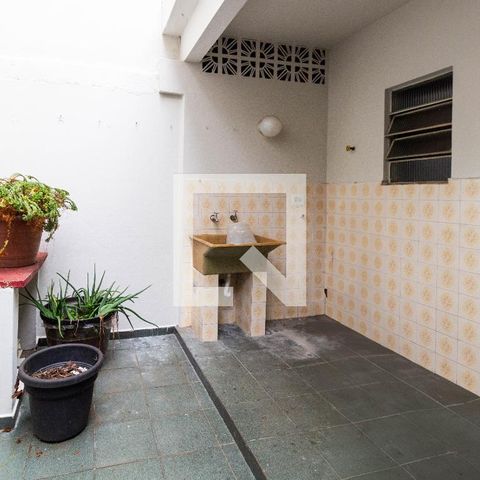 Casa à venda com 120m², 3 quartos e 2 vagas Casa à venda com 120m², 3 quartos e 2 vagasÁrea de Serviço