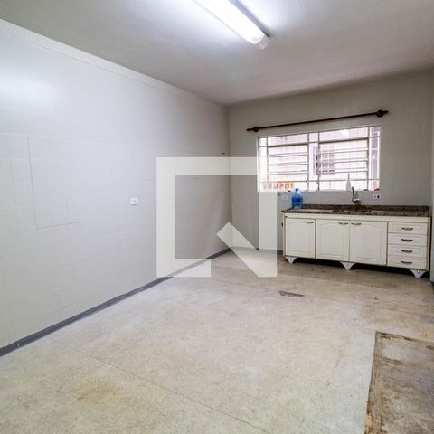 Casa à venda com 120m², 3 quartos e 2 vagas Casa à venda com 120m², 3 quartos e 2 vagasCozinha