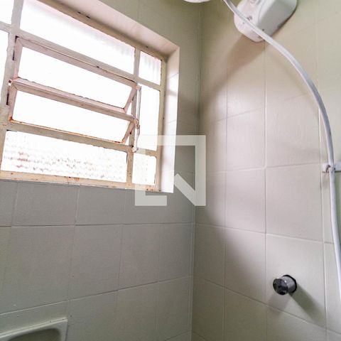 Casa à venda com 120m², 3 quartos e 2 vagas Casa à venda com 120m², 3 quartos e 2 vagasBanheiro