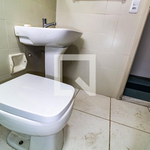 Casa à venda com 120m², 3 quartos e 2 vagas Casa à venda com 120m², 3 quartos e 2 vagasBanheiro