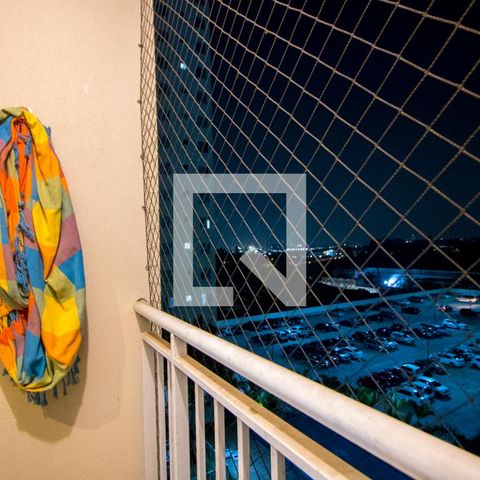 Apartamento à venda com 60m², 3 quartos e 1 vaga Apartamento à venda com 60m², 3 quartos e 1 vagaVaranda da sala
