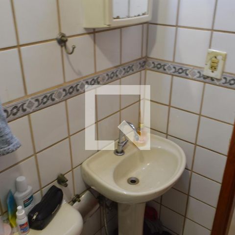 Apartamento à venda com 75m², 2 quartos e 1 vagaBanheiro da Suíte