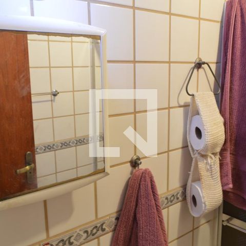 Apartamento à venda com 75m², 2 quartos e 1 vagaBanheiro