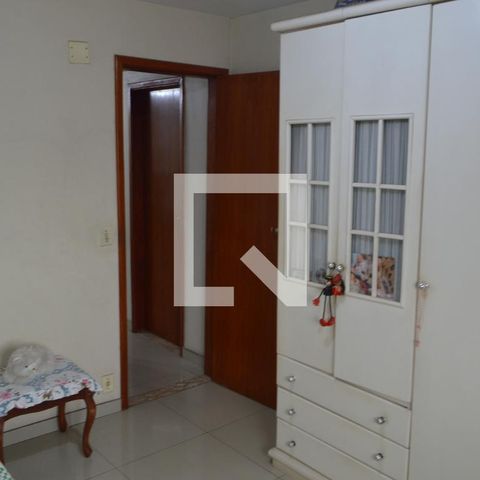 Apartamento à venda com 75m², 2 quartos e 1 vagaQuarto
