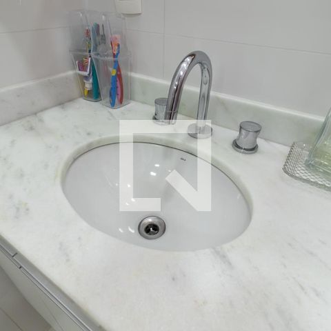 Apartamento à venda com 87m², 3 quartos e 2 vagasBanheiro 2