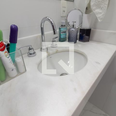 Apartamento à venda com 87m², 3 quartos e 2 vagasBanheiro da Suíte
