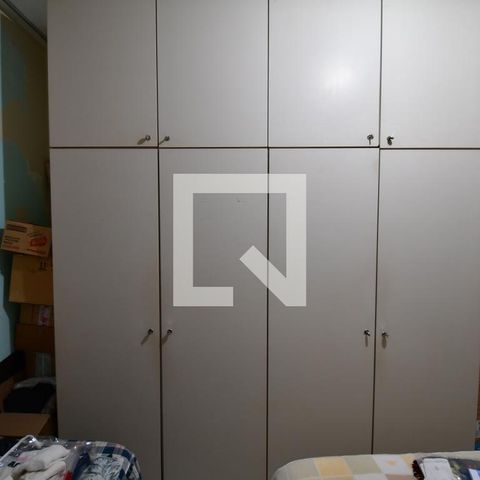 Apartamento à venda com 83m², 2 quartos e 1 vagaQuarto 2 - Armários