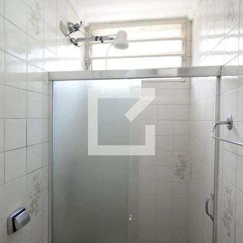 Casa para alugar com 250m², 3 quartos e 4 vagasBanheiro de Serviço
