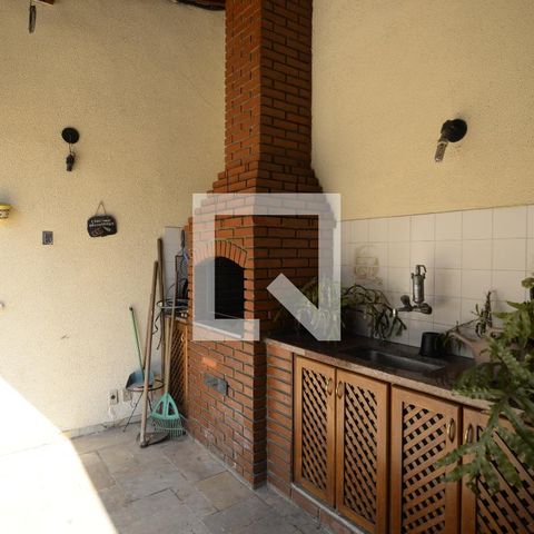 Casa para alugar com 250m², 3 quartos e 4 vagasChurrasqueira
