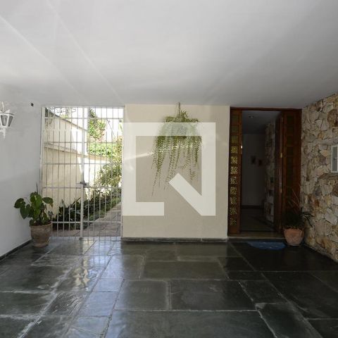 Casa para alugar com 250m², 3 quartos e 4 vagasGaragem