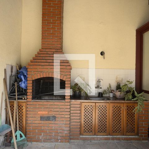Casa para alugar com 250m², 3 quartos e 4 vagasChurrasqueira