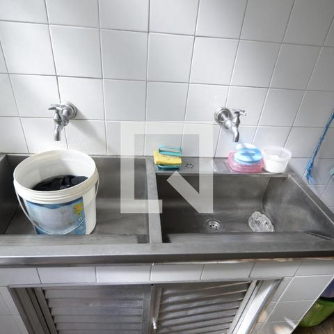 Casa para alugar com 250m², 3 quartos e 4 vagasÁrea de Serviço