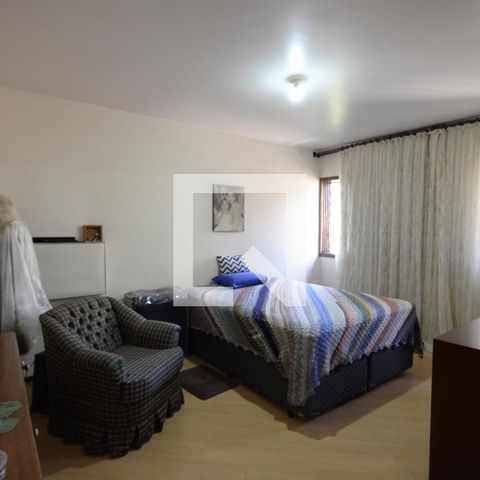 Casa para alugar com 250m², 3 quartos e 4 vagasSuíte 3