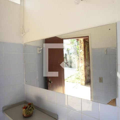 Casa para alugar com 250m², 3 quartos e 4 vagasBanheiro Externo