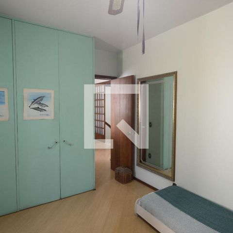 Casa para alugar com 250m², 3 quartos e 4 vagasSuíte 1