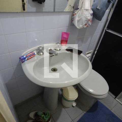 Casa para alugar com 250m², 3 quartos e 4 vagasBanheiro de Serviço 2
