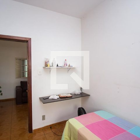 Casa à venda com 200m², 4 quartos e 4 vagas Casa à venda com 200m², 4 quartos e 4 vagasQuarto