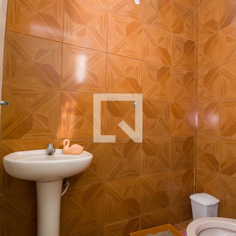 Casa à venda com 200m², 4 quartos e 4 vagas Casa à venda com 200m², 4 quartos e 4 vagasBanheiro