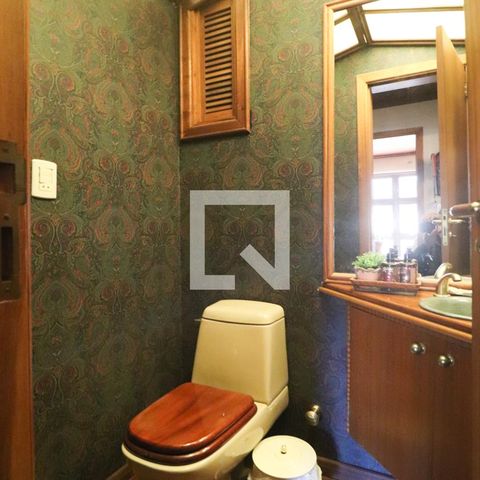 Apartamento à venda com 250m², 3 quartos e 3 vagas Apartamento à venda com 250m², 3 quartos e 3 vagasSala
