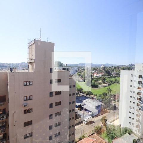 Apartamento à venda com 250m², 3 quartos e 3 vagas Apartamento à venda com 250m², 3 quartos e 3 vagasVista