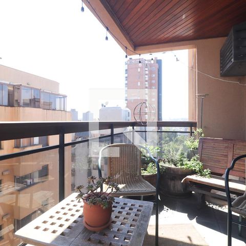 Apartamento à venda com 250m², 3 quartos e 3 vagas Apartamento à venda com 250m², 3 quartos e 3 vagasEspaço Gourmet