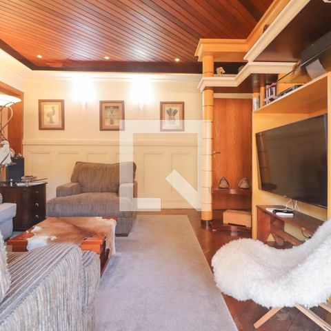 Apartamento à venda com 250m², 3 quartos e 3 vagas Apartamento à venda com 250m², 3 quartos e 3 vagasEspaço Gourmet