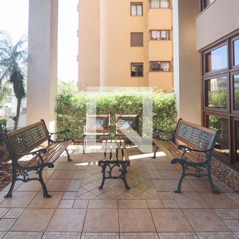 Apartamento à venda com 250m², 3 quartos e 3 vagas Apartamento à venda com 250m², 3 quartos e 3 vagasÁrea comum
