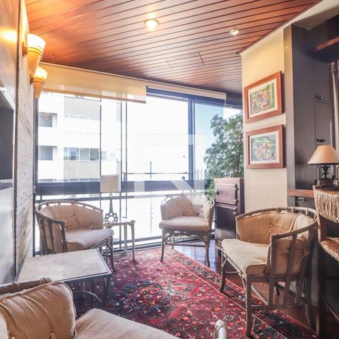 Apartamento à venda com 250m², 3 quartos e 3 vagas Apartamento à venda com 250m², 3 quartos e 3 vagasSala