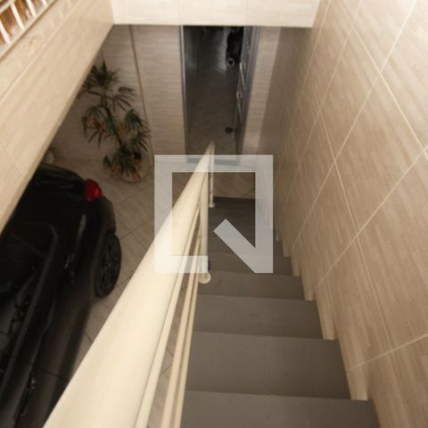 Casa à venda com 125m², 4 quartos e 2 vagas Casa à venda com 125m², 4 quartos e 2 vagasEntrada