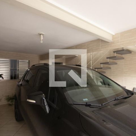 Casa à venda com 125m², 4 quartos e 2 vagas Casa à venda com 125m², 4 quartos e 2 vagasGaragem