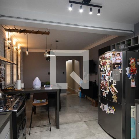 Casa à venda com 125m², 4 quartos e 2 vagas Casa à venda com 125m², 4 quartos e 2 vagasCozinha 2 casa 2