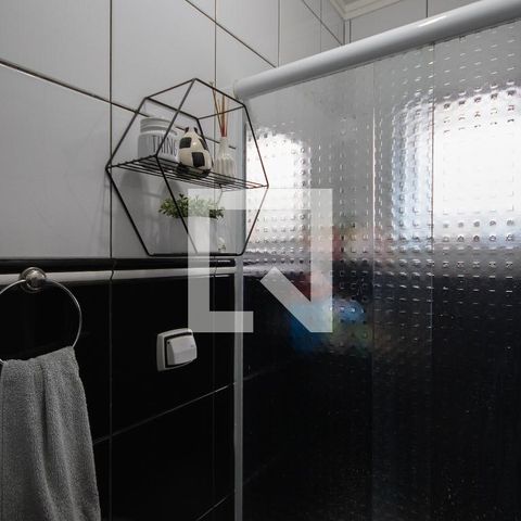 Casa à venda com 125m², 4 quartos e 2 vagas Casa à venda com 125m², 4 quartos e 2 vagasBanheiro 2 casa 2